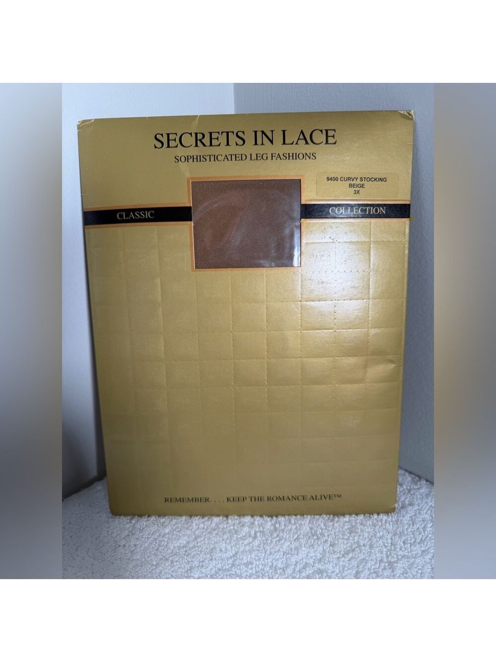 Secrets in Lace 3X Beige Curvy Stockings